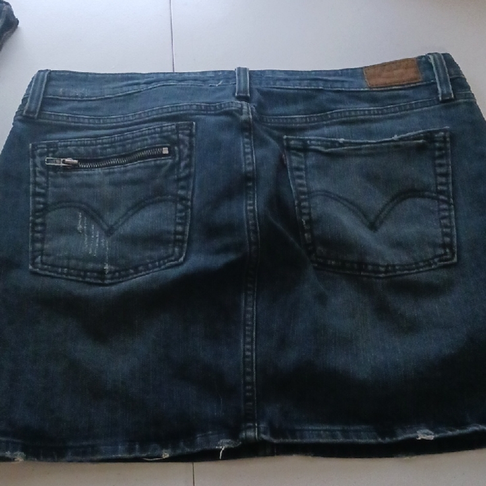 Levi Skirt